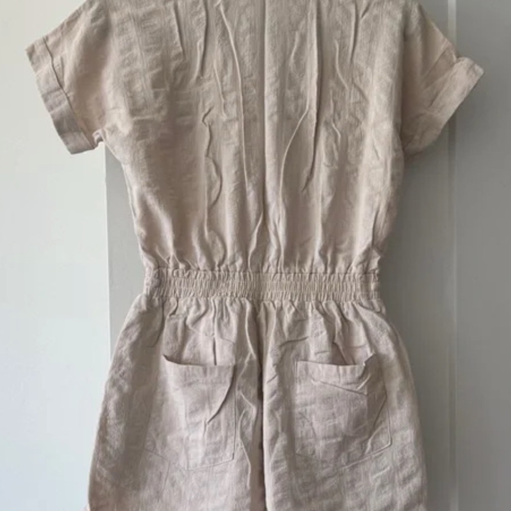 Beige linen romper - Picture 2 of 2